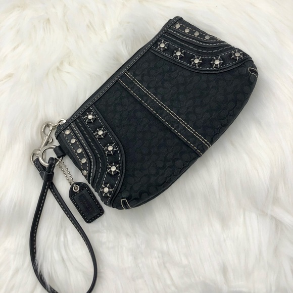 Meet your Posher, Claudia - Picture 15 of 16